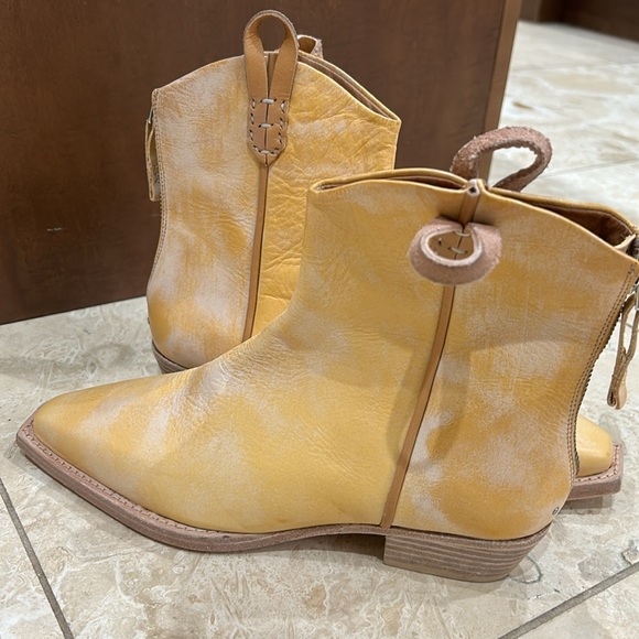 NEW We the Free Westley Ankle Boots in Papaya Free People Coastal Cowgirl - Picture 6 of 6